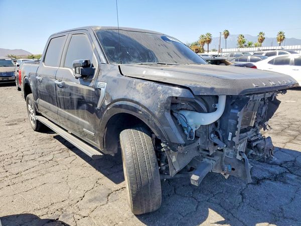 2022 FORD F150 SuperCrew — Passenger 3/4