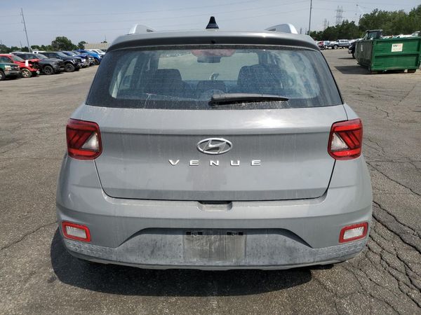 2022 HYUNDAI VENUE SEL SEL & Limited