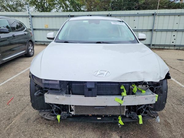 2022 HYUNDAI IONIQ SEL — DIRF