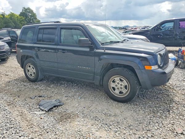 2016 JEEP PATRIOT Sport — Passenger 3/4