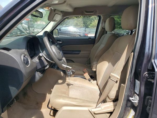 2016 JEEP PATRIOT Sport — DENT