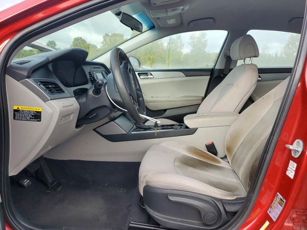 2017 HYUNDAI SONATA SE, Eco — DENT