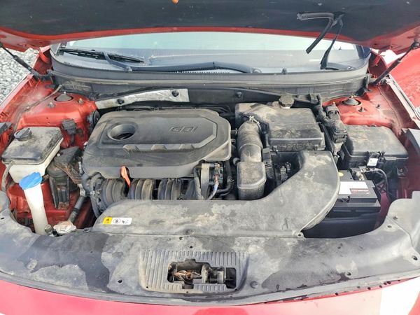 2017 HYUNDAI SONATA SE, Eco — Engine bay