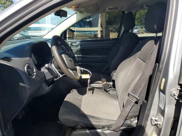 2015 JEEP COMPASS Sport — DENT