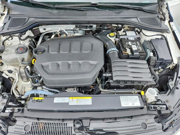 2024 VOLKSWAGEN GTI — Engine bay