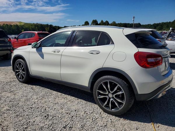 2015 MERCEDES-BENZ GLA GLA250 — DSRA