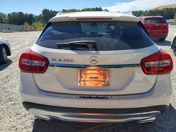 2015 MERCEDES-BENZ GLA GLA250 — DIRR