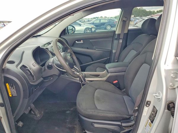 2015 KIA SPORTAGE GL - Middle-low — DENT