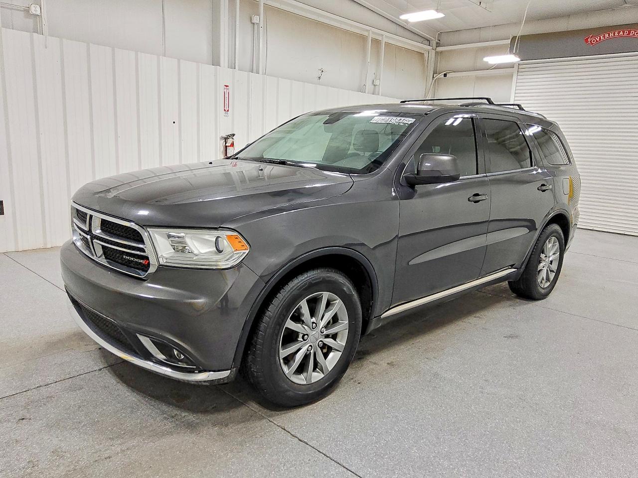 2017 DODGE DURANGO SXT — Front 3/4