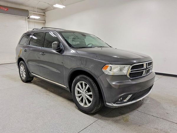 2017 DODGE DURANGO SXT — Passenger 3/4