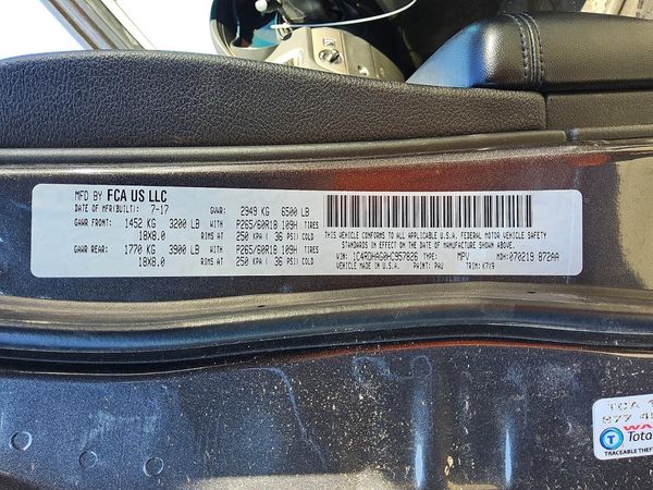 2017 DODGE DURANGO SXT — VINS