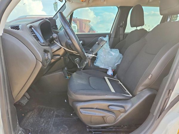 2018 JEEP RENEGADE — DENT
