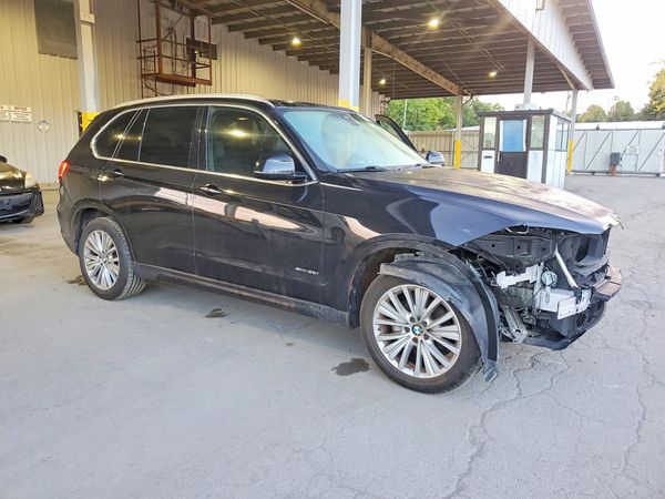 2017 BMW X5 xDrive35i — Passenger 3/4