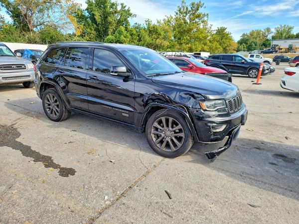 2016 JEEP GRAND CHEROKEE LIMITED 4X4 — Passenger 3/4