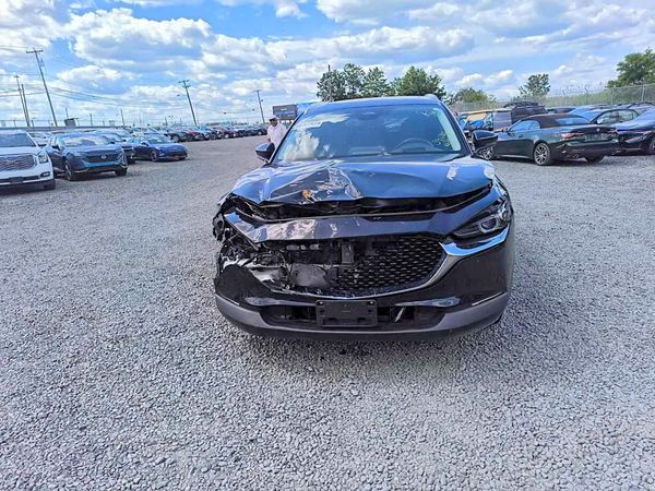 2024 MAZDA CX-30 Premium Package