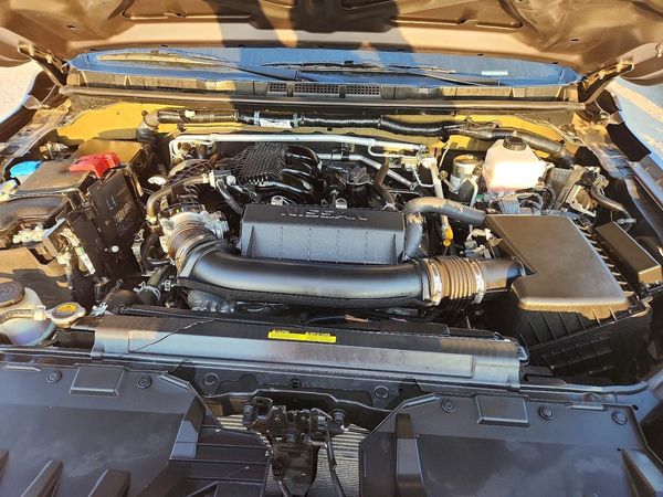 2026 NISSAN FRONTIER — Engine bay