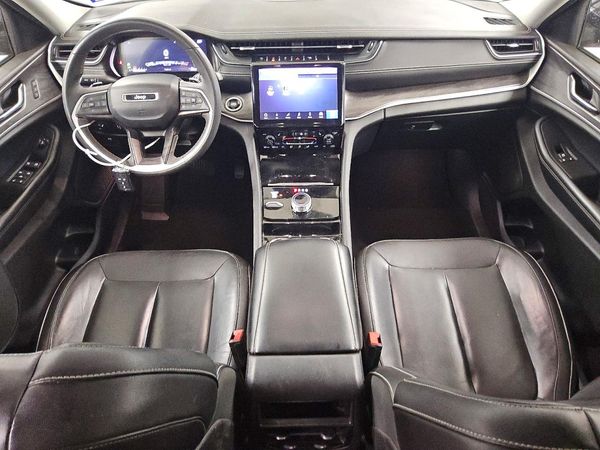 2023 JEEP GRAND CHEROKEE Limited — CKPT