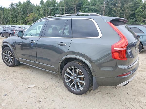 2018 VOLVO XC90 Momentum — DSRA