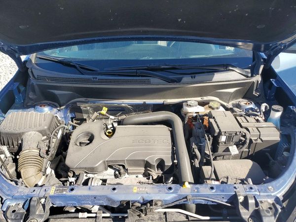 2024 CHEVROLET EQUINOX RS — Engine bay