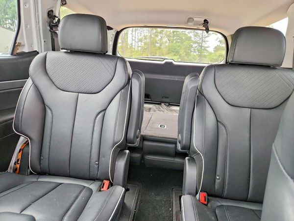 2025 HYUNDAI PALISADE SEL Premium — SUVN
