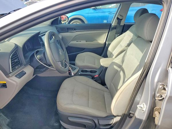 2017 HYUNDAI ELANTRA — DENT