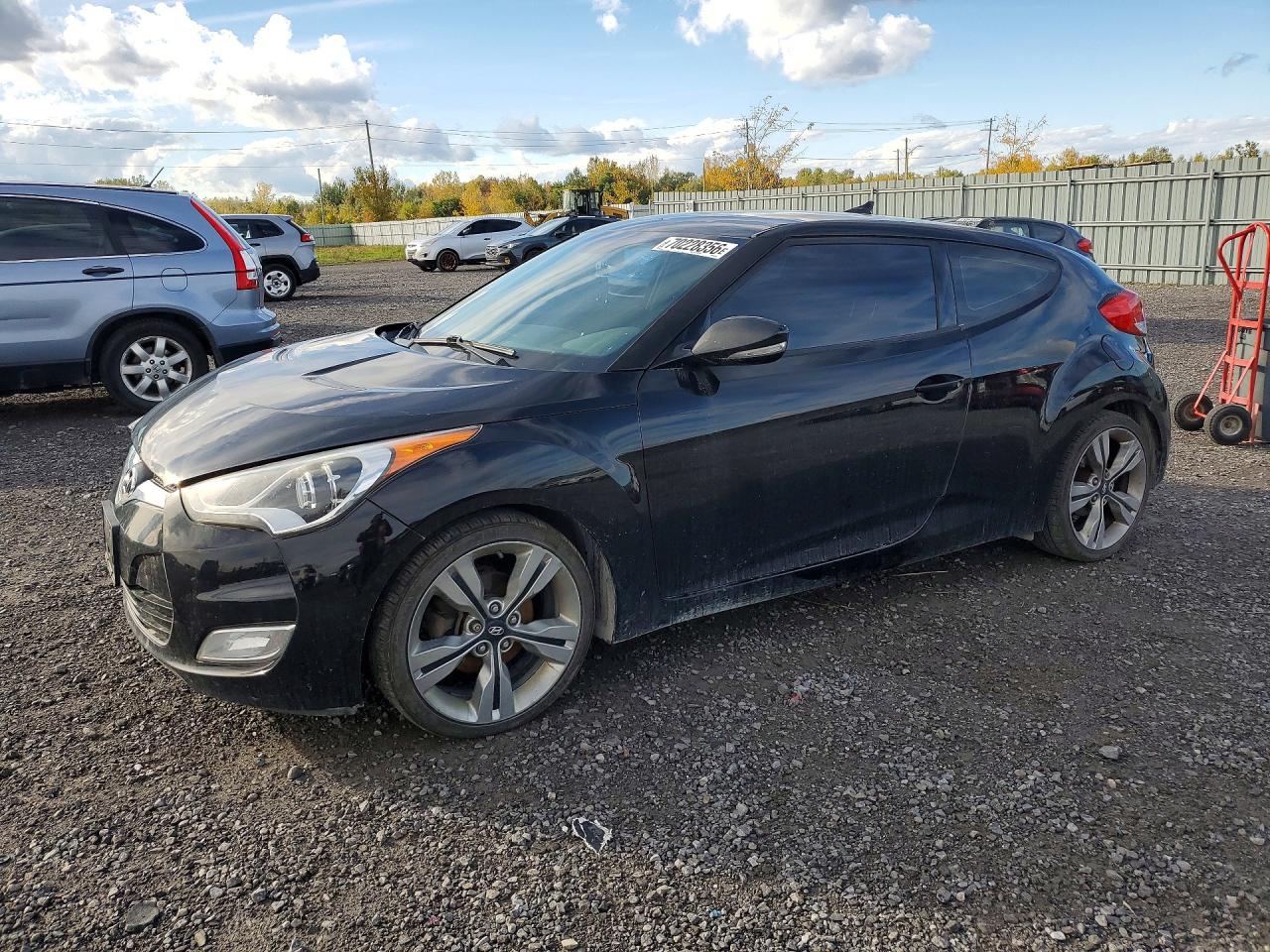 2014 HYUNDAI VELOSTER — Front 3/4