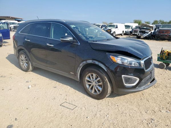2017 KIA SORENTO L, LX