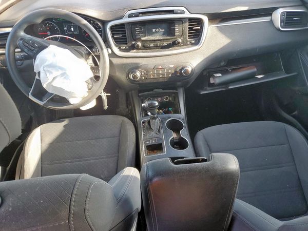 2017 KIA SORENTO L, LX