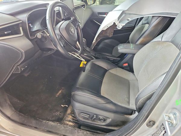 2022 TOYOTA COROLLA XSE — DENT