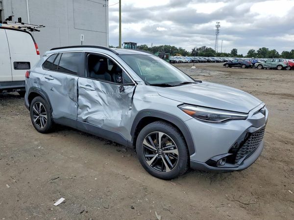 2025 TOYOTA COROLLA LE, XLE, S, SE, XSE — Passenger 3/4