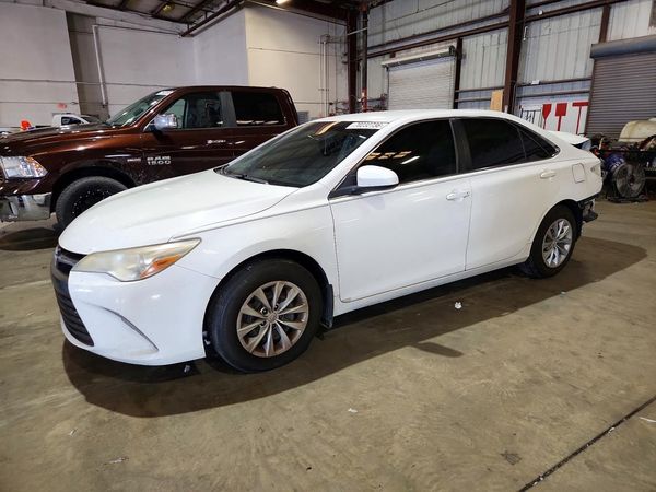 2017 TOYOTA CAMRY — DSFA — Front 3/4