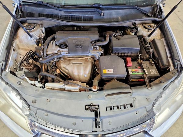 2017 TOYOTA CAMRY LE/SE/XLE/XSE — Engine bay
