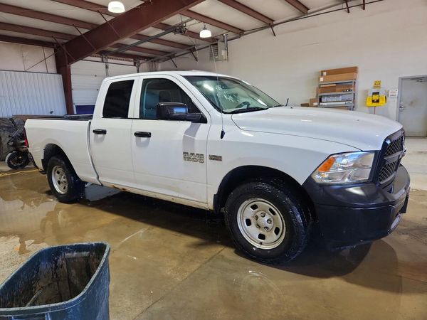 2017 RAM 1500 ST — Passenger 3/4