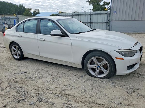 2013 BMW 3 SERIES — Passenger 3/4