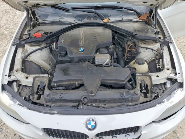 2013 BMW 3 SERIES — Engine bay