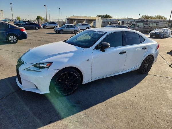 2015 LEXUS IS 250 — Front 3/4