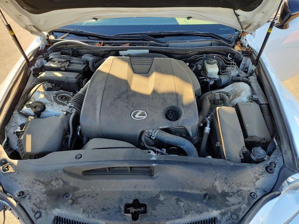 2015 LEXUS IS 250 — Engine bay