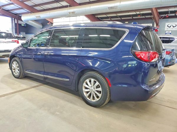 2019 CHRYSLER PACIFICA Touring L — DSRA