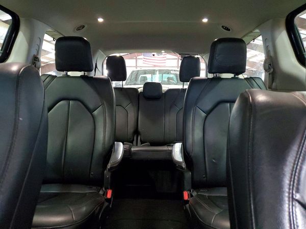 2019 CHRYSLER PACIFICA Touring L — SUVN