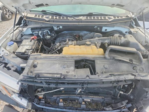 2018 FORD F150 — Engine bay