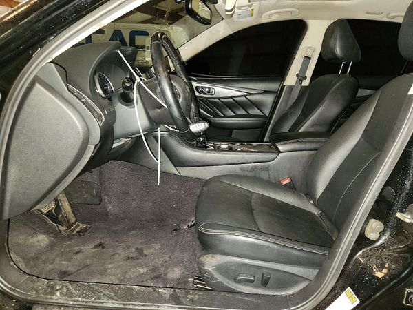 2017 INFINITI Q50 — DENT