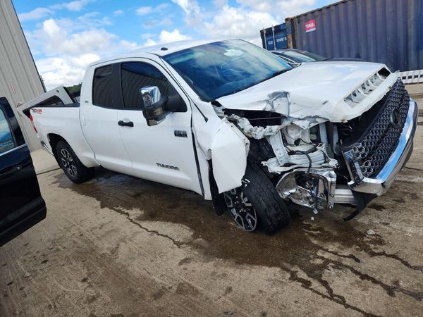 2018 TOYOTA TUNDRA SR/SR5/TRD Pro — Passenger 3/4