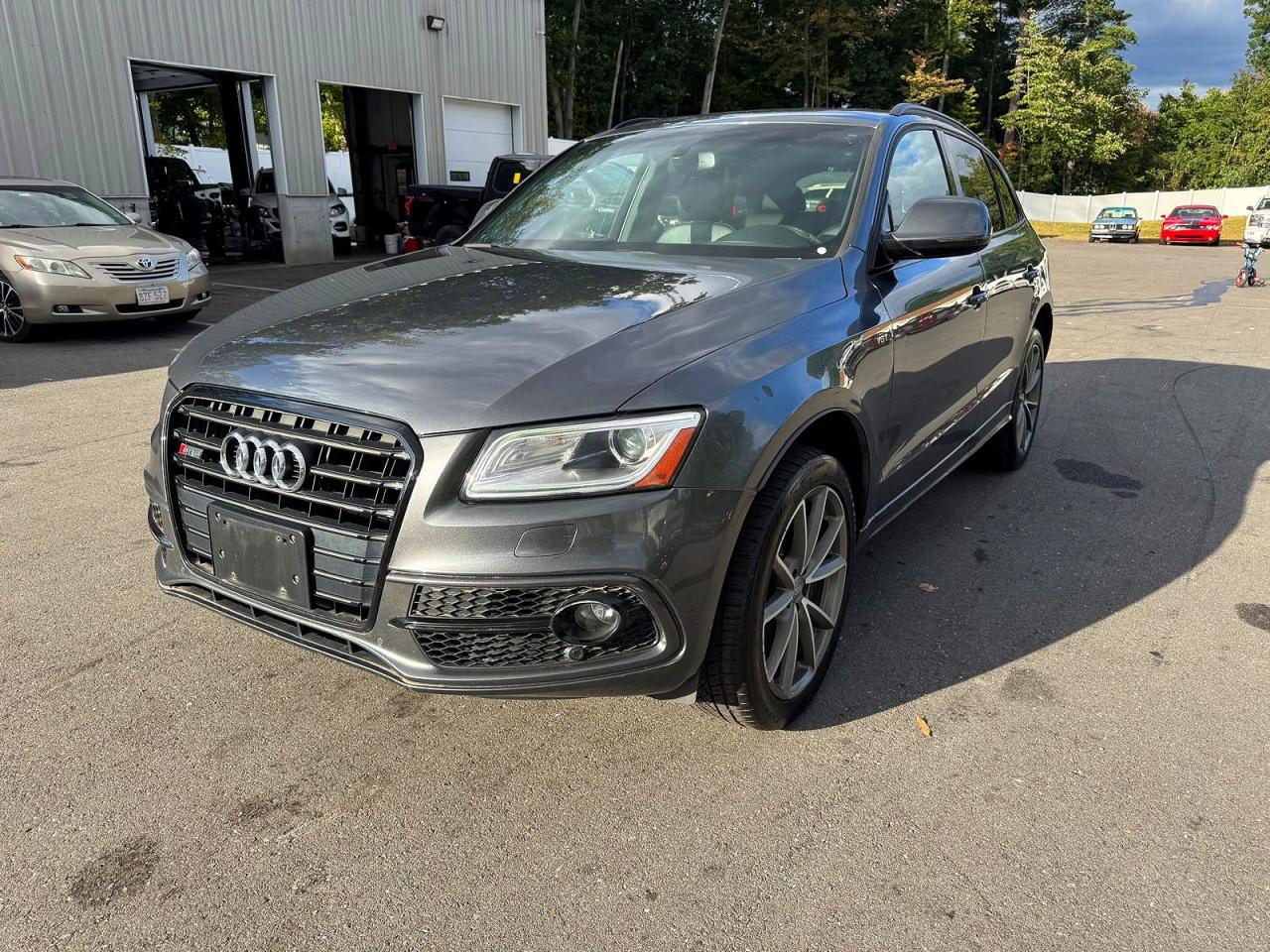 2016 AUDI SQ5 quattro Premium Plus