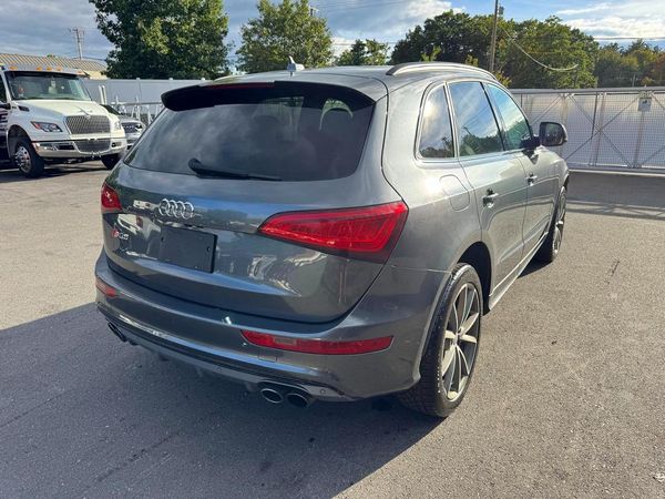 2016 AUDI SQ5 quattro Premium Plus