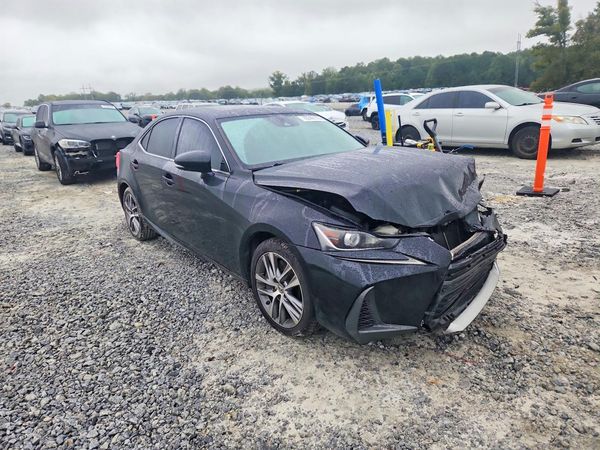 2018 LEXUS IS 300 — Passenger 3/4