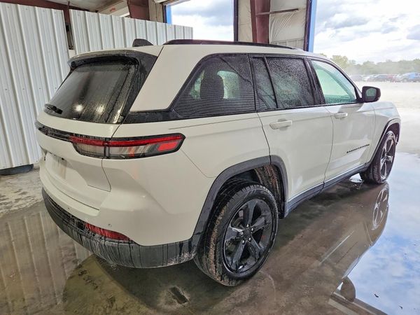2023 JEEP GRAND CHEROKEE Laredo, Altitude — PSRA