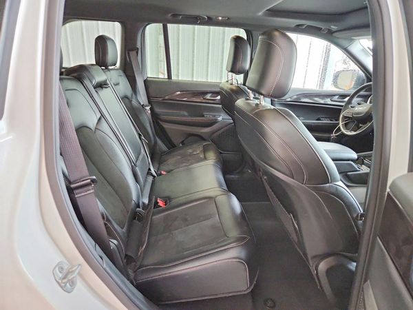 2023 JEEP GRAND CHEROKEE Laredo, Altitude — PSRS