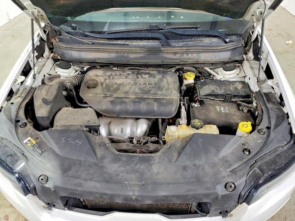 2019 JEEP CHEROKEE Latitude Plus — Engine bay