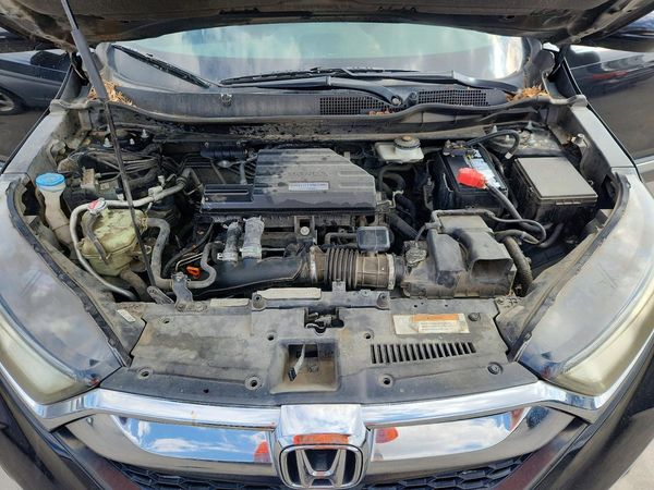 2017 HONDA CRV Touring — Engine bay