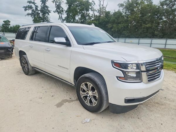 2017 CHEVROLET SUBURBAN Premier — Passenger 3/4
